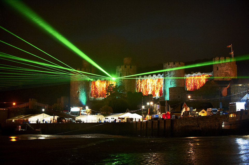 Large Scale Image. blinc12