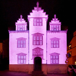 Intense Colour Movement.