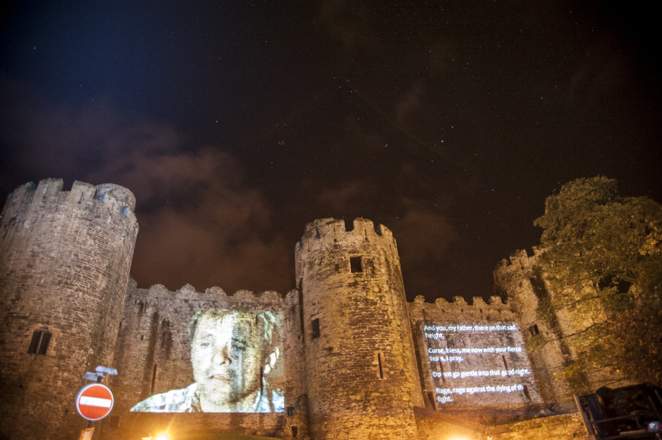 Green Bay. Craig Morrison featuring, Menna Elfyn, Elizabeth Ashworth, Dylan Thomas and Sir Anthony Hopkins