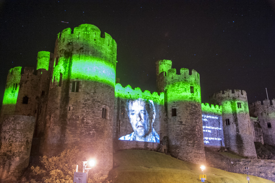 Green Bay. Craig Morrison featuring, Menna Elfyn, Elizabeth Ashworth, Dylan Thomas and Sir Anthony Hopkins